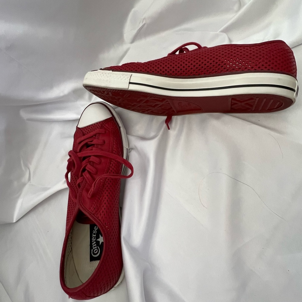 Converse Red All Star Chuck Taylor Perforated Leather Low Top Sneakers Size 10.5 - Picture 10 of 14